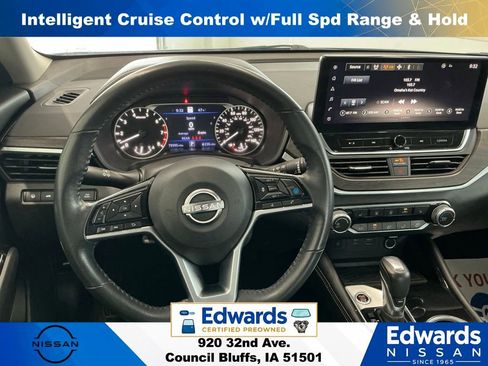Used 2023 Nissan Altima 2.5 SV w/ SV Premium Package AWD/4WD image 19