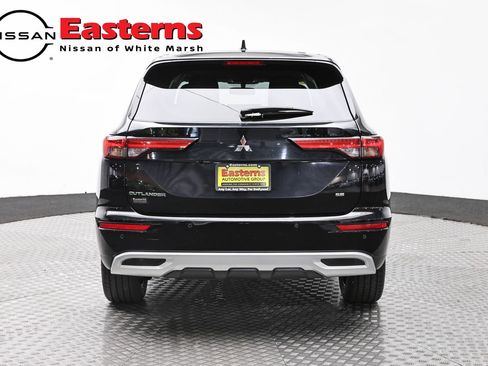 Used 2024 Mitsubishi Outlander AWD image 6
