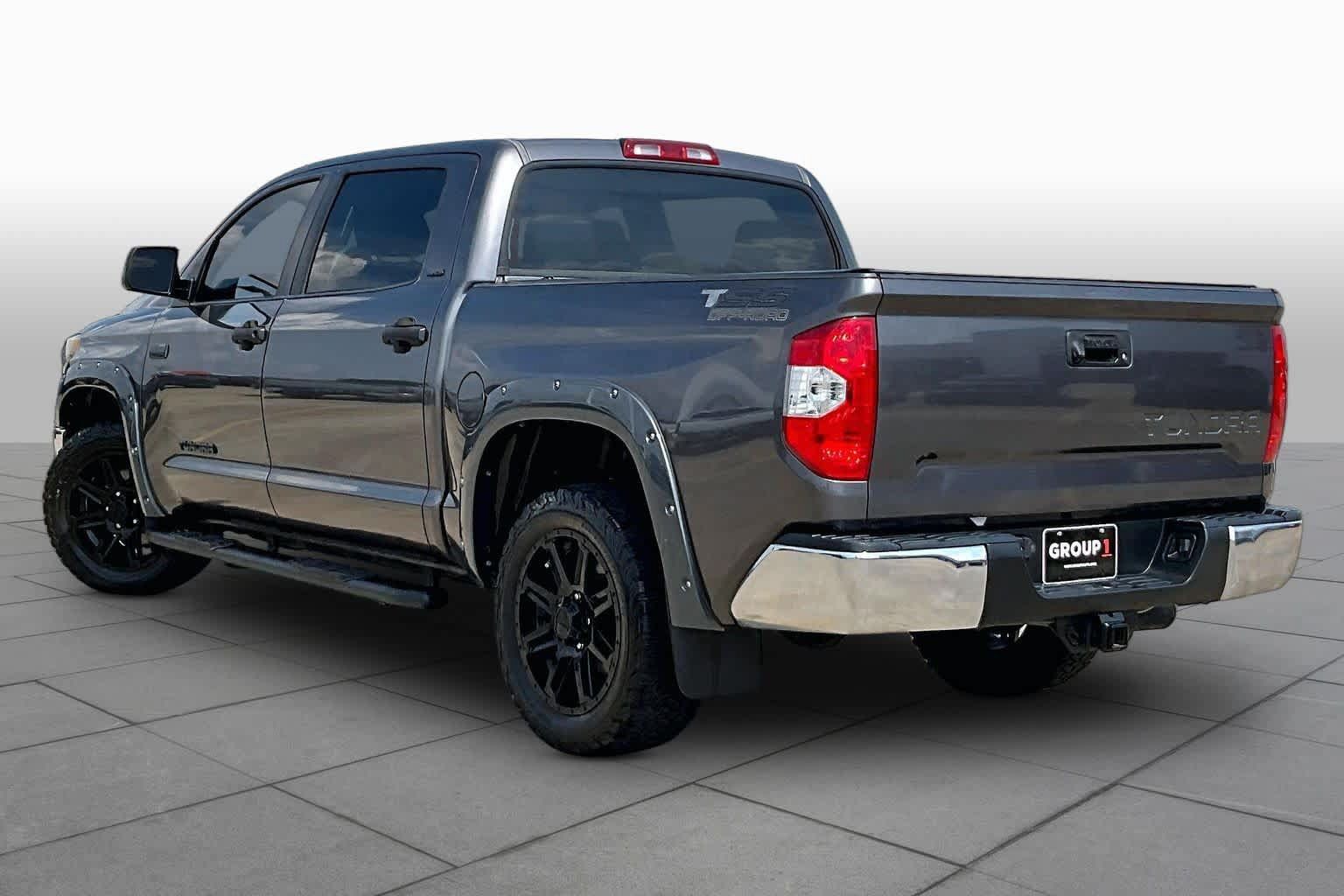 Used 2018 Toyota Tundra SR5 w/ SR5 Upgrade Package RWD image 12