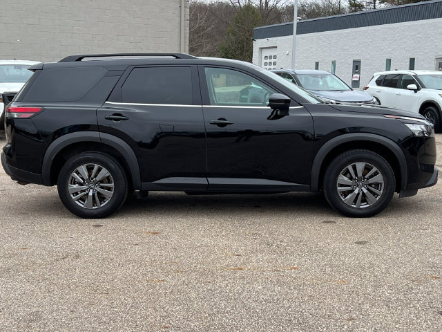 Used 2024 Nissan Pathfinder SV AWD/4WD image 42