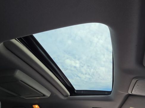 Used 2022 Honda Odyssey Touring image 21