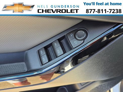 New 2026 Chevrolet Equinox LT w/ Convenience Package II AWD/4WD image 18