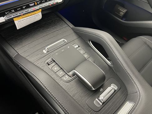 New 2026 Mercedes-Benz GLS 450 4MATIC image 34