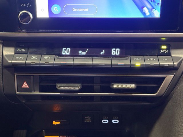 Used 2025 Toyota Camry LE FWD image 24