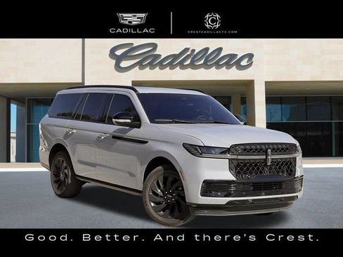 Used 2025 Lincoln Navigator Reserve w/ Jet Appearance Package AWD/4WD image 1