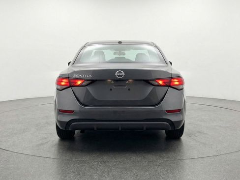 Used 2025 Nissan Sentra S image 7