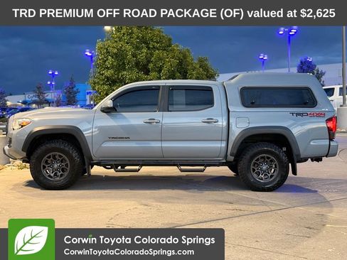 Used 2018 Toyota Tacoma TRD Off-Road AWD/4WD image 5