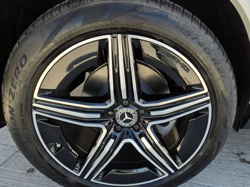 Used 2024 Mercedes-Benz GLE 350 4MATIC image 10