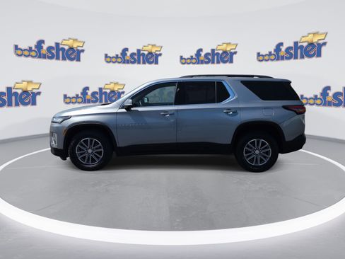 Certified 2023 Chevrolet Traverse LT w/ Rear Camera Mirror Package AWD/4WD image 5