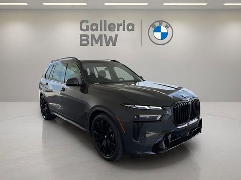Used 2026 BMW X7 xDrive40i w/ M Sport Package image 6