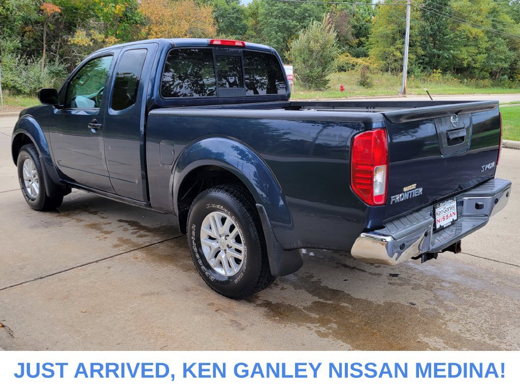Used 2016 Nissan Frontier SV w/ SV Value Truck Package AWD/4WD image 6