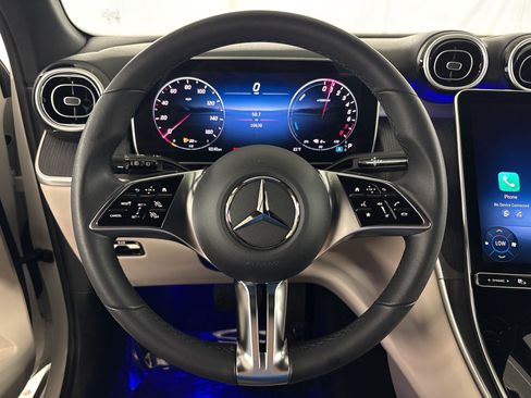 Certified 2025 Mercedes-Benz GLC 350e 4MATIC image 11