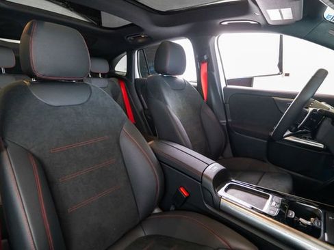 New 2026 Mercedes-Benz GLA 35 AMG 4MATIC image 14