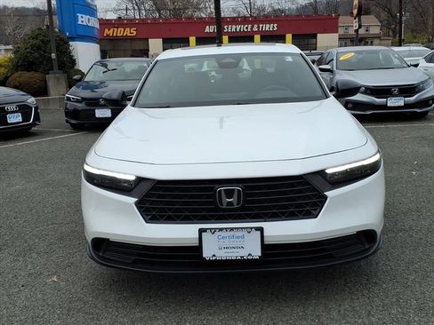 Used 2024 Honda Accord Sport image 2