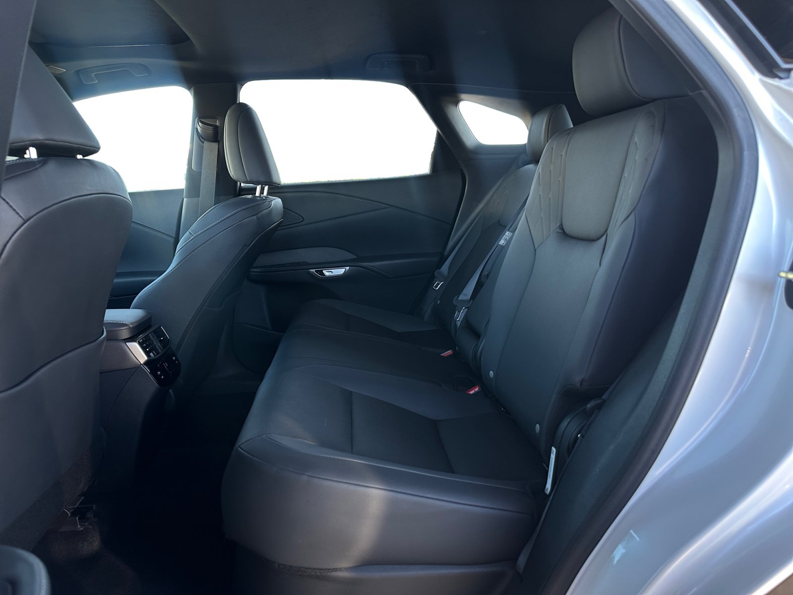 Used 2023 Lexus RX 350 Premium FWD image 13
