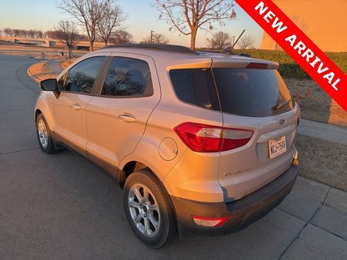 Used 2019 Ford EcoSport SE w/ SE Convenience Package image 7