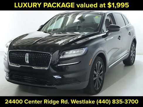 Used 2023 Lincoln Nautilus Reserve w/ Monochromatic Package AWD/4WD image 4