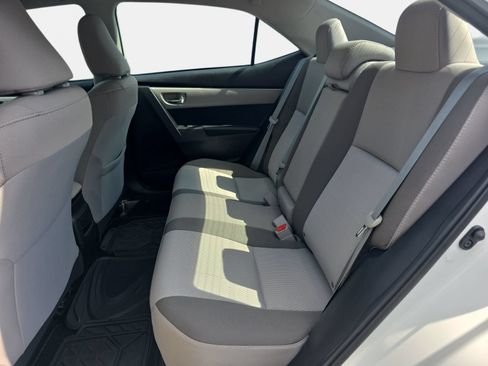 Used 2018 Toyota Corolla LE FWD image 13