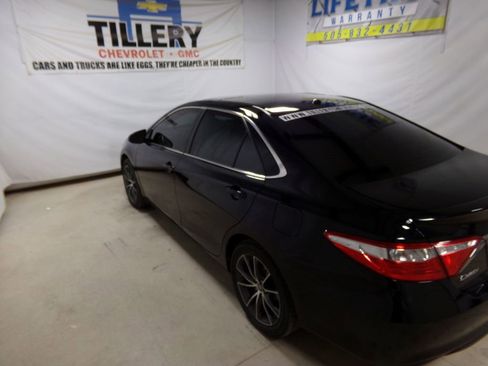 Used 2015 Toyota Camry XSE image 4