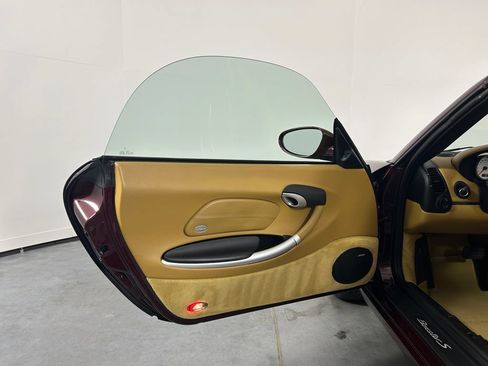 Used 2004 Porsche Boxster S RWD image 14