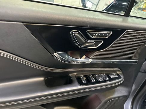 Used 2021 Lincoln Corsair FWD w/ Convenience Package image 22