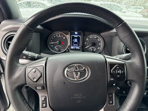 Used 2023 Toyota Tacoma TRD Off-Road w/ Technology Package image 23