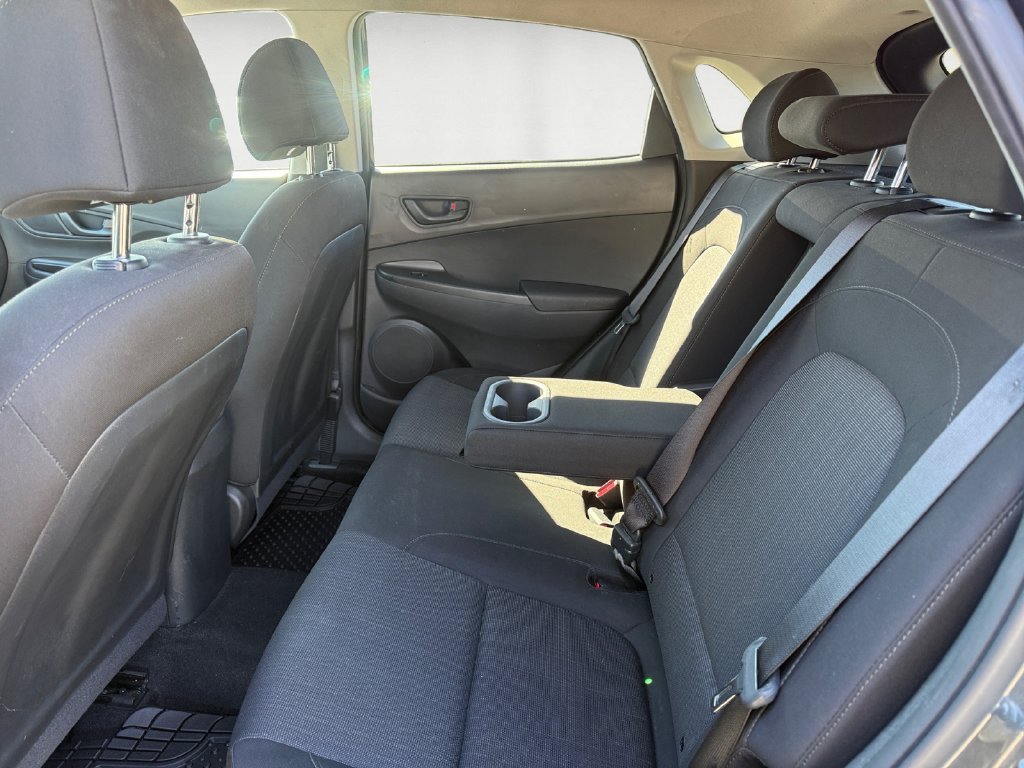 Used 2022 Hyundai Kona SEL AWD/4WD image 14