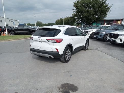 Used 2022 Ford Escape SEL w/ Technology Package AWD/4WD image 7