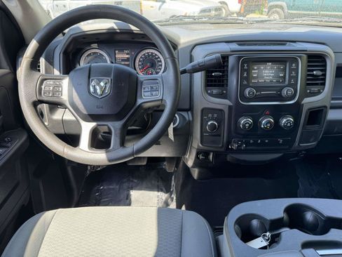 Used 2018 RAM 2500 Tradesman w/ Chrome Appearance Group AWD/4WD image 2