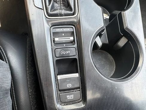 Used 2023 Honda Civic Touring image 8