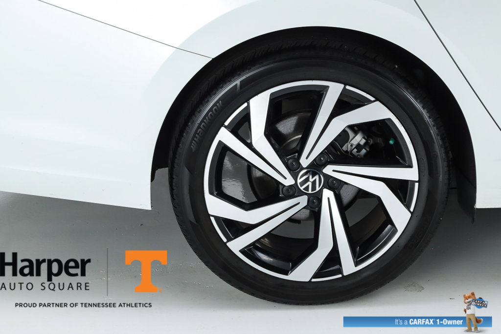 Used 2025 Volkswagen Jetta SEL FWD image 50
