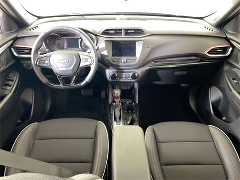 Used 2023 Chevrolet TrailBlazer RS image 10