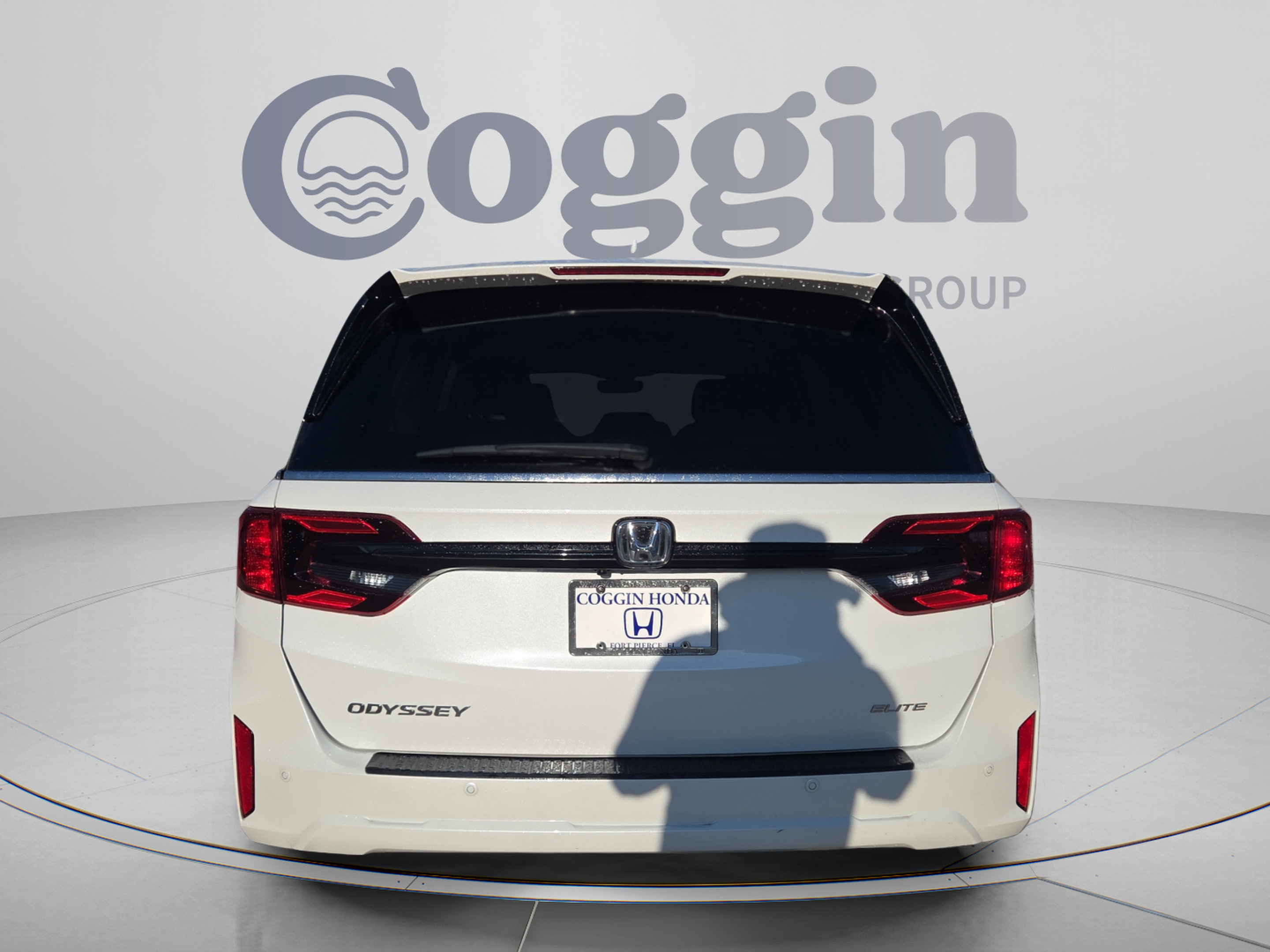 Certified 2025 Honda Odyssey Elite image 4