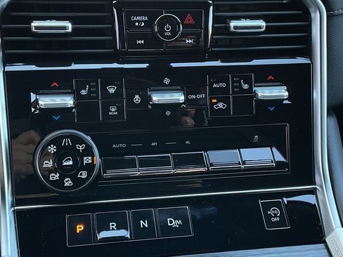 New 2026 Nissan Armada SL image 44