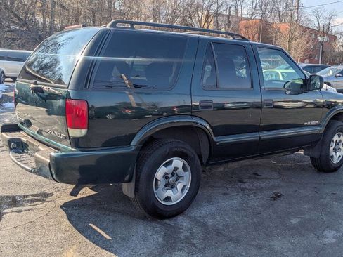 Used 2002 Chevrolet Blazer LS w/ Preferred Equipment Group image 8