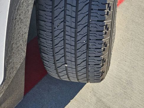 Certified 2023 GMC Terrain AT4 image 14