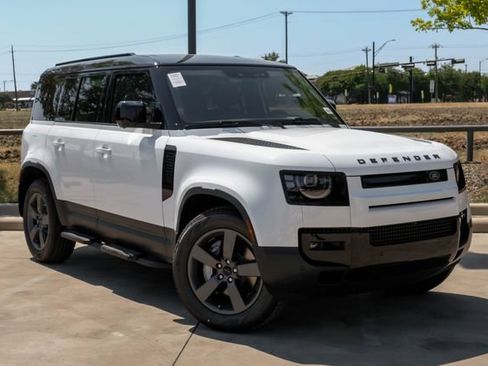 New 2026 Land Rover Defender 110 S AWD/4WD image 7