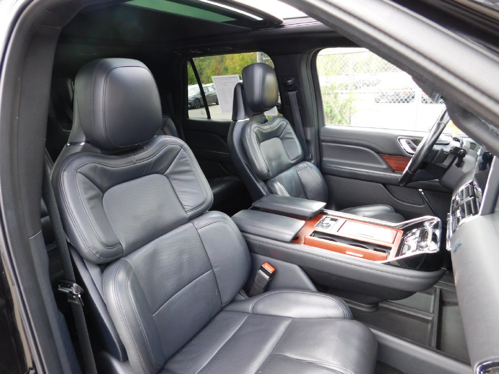 Used 2022 Lincoln Navigator L Reserve AWD/4WD image 15