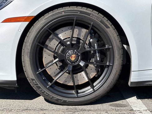 Certified 2025 Porsche 911 Carrera GTS image 13