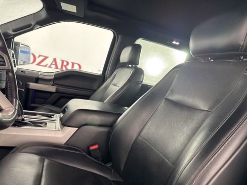 Used 2017 Ford F150 Lariat w/ Equipment Group 502A Luxury image 11