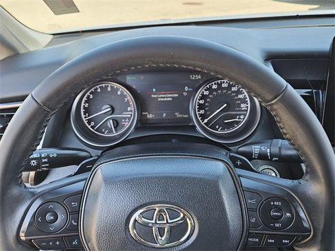 Used 2023 Toyota Camry SE image 21
