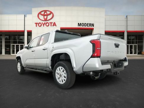 New 2025 Toyota Tacoma SR5 image 14