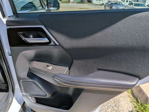 Used 2022 Mitsubishi Outlander ES AWD/4WD image 39