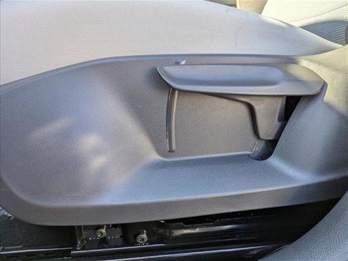 New 2025 Volkswagen Taos S image 13