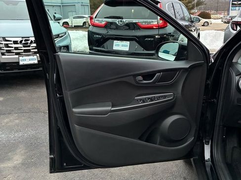 Used 2023 Hyundai Kona SEL image 41