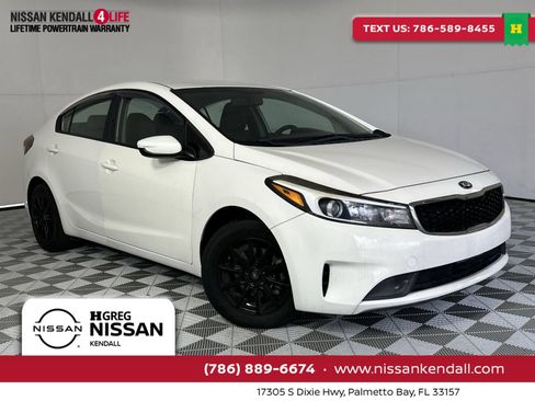 Used 2017 Kia Forte LX FWD image 1