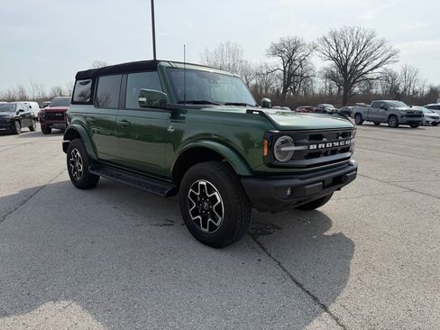 Used 2025 Ford Bronco Outer Banks AWD/4WD image 7