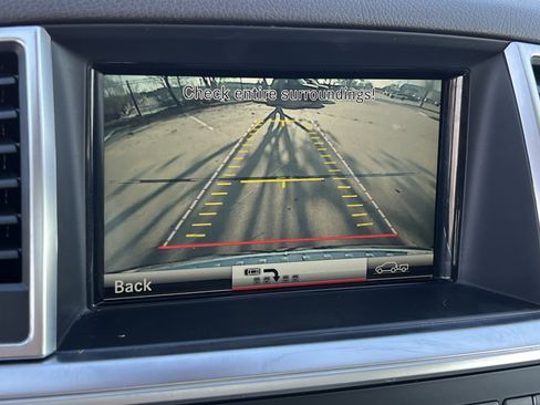 Used 2015 Mercedes-Benz ML 350 2WD image 23