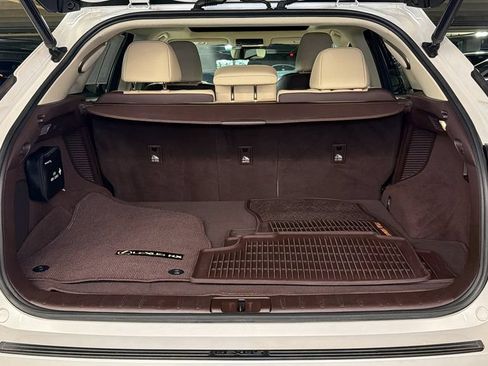 Used 2019 Lexus RX 450h AWD image 14
