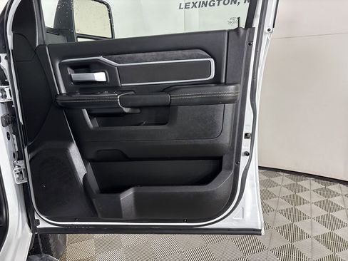 Used 2024 RAM 2500 Big Horn image 26